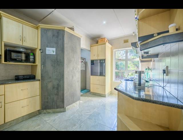 4 BEDROOM HOUSE FOR SALE IN WESTVILLE